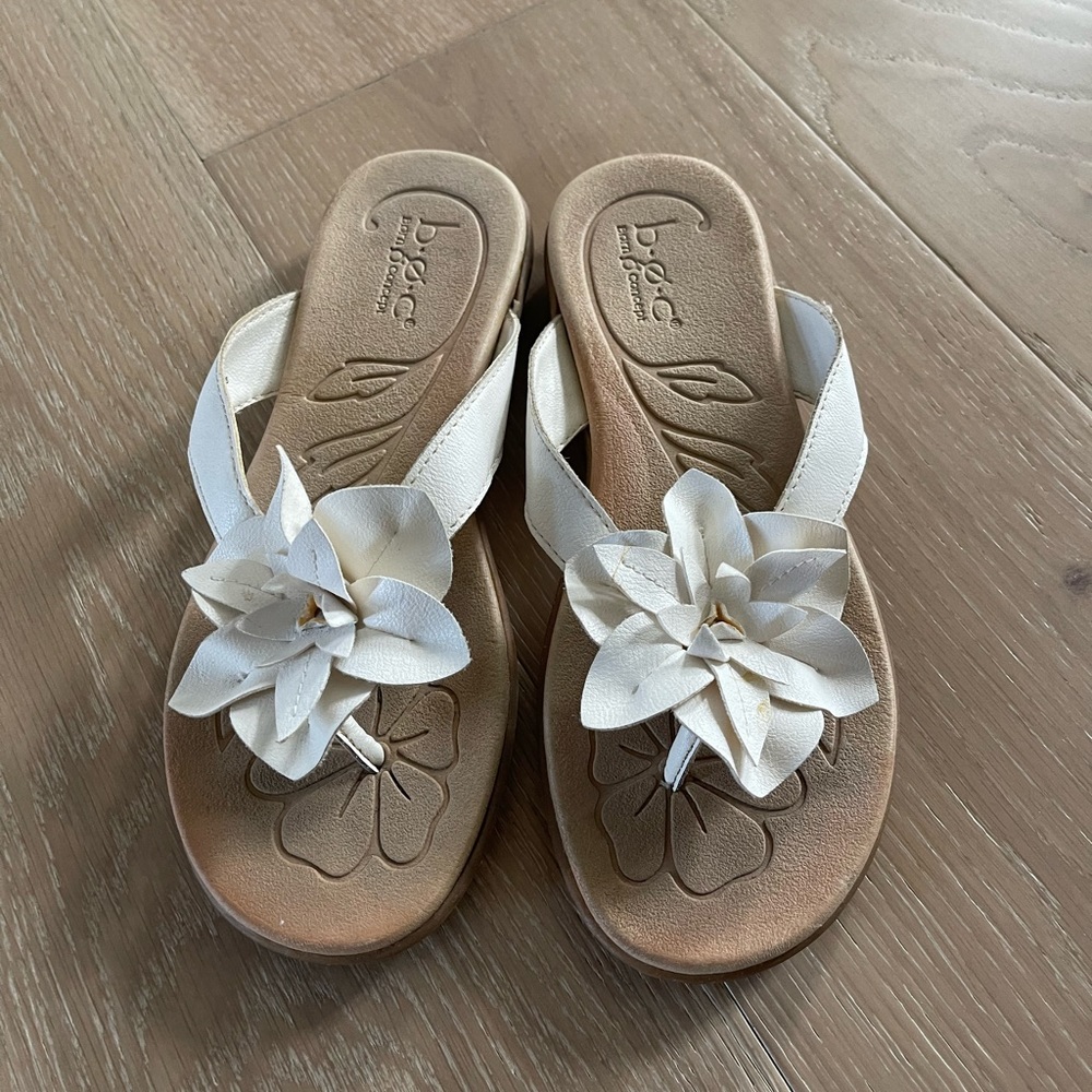 B.o.c. Size 7 sandals. White flowers. Lightly worn. Smoke free home!